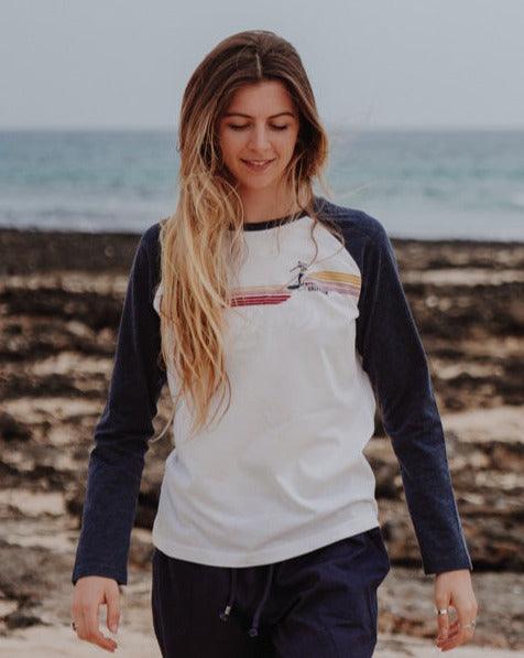 Retro Surfer Girl - Womens Long Sleeve Raglan T-Shirt - White/blue