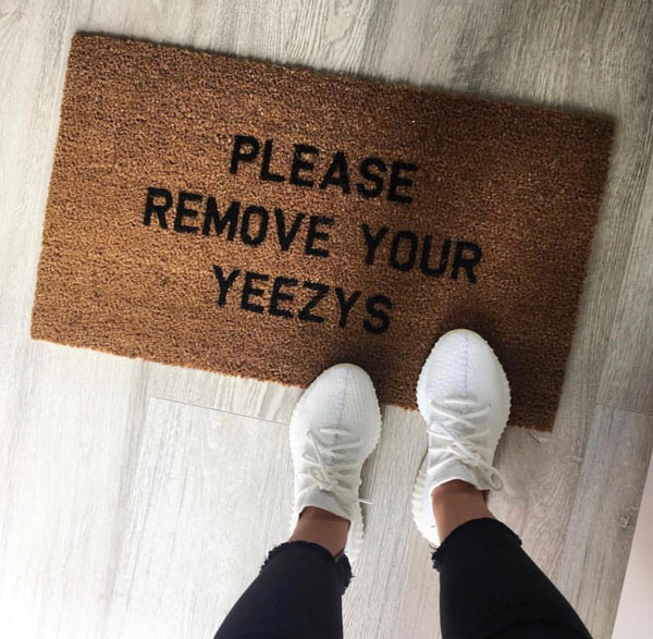 please remove your balenciaga's floor mat