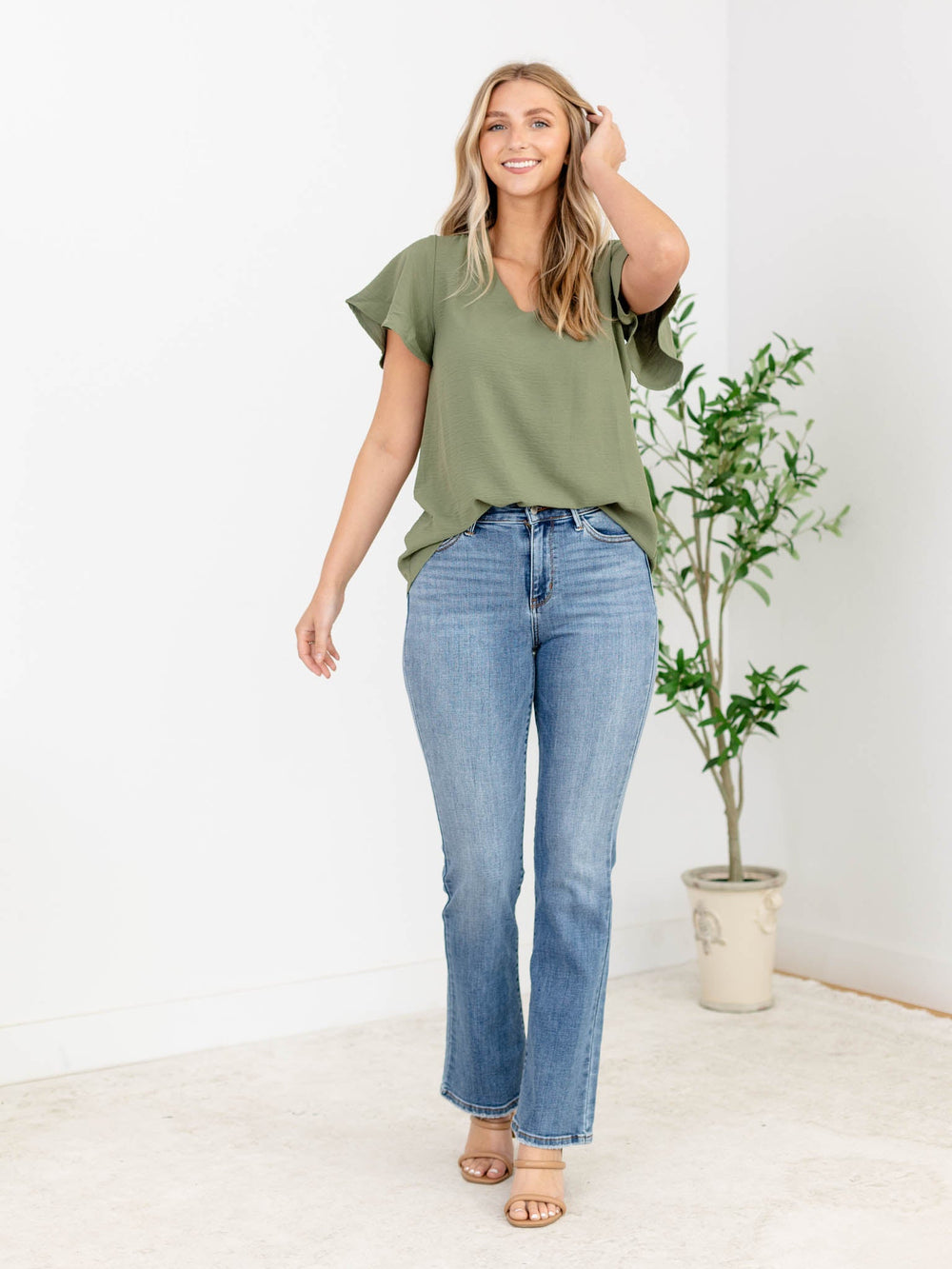 Judy Blue Medium Mid Rise Vintage BootcutDenim jeans