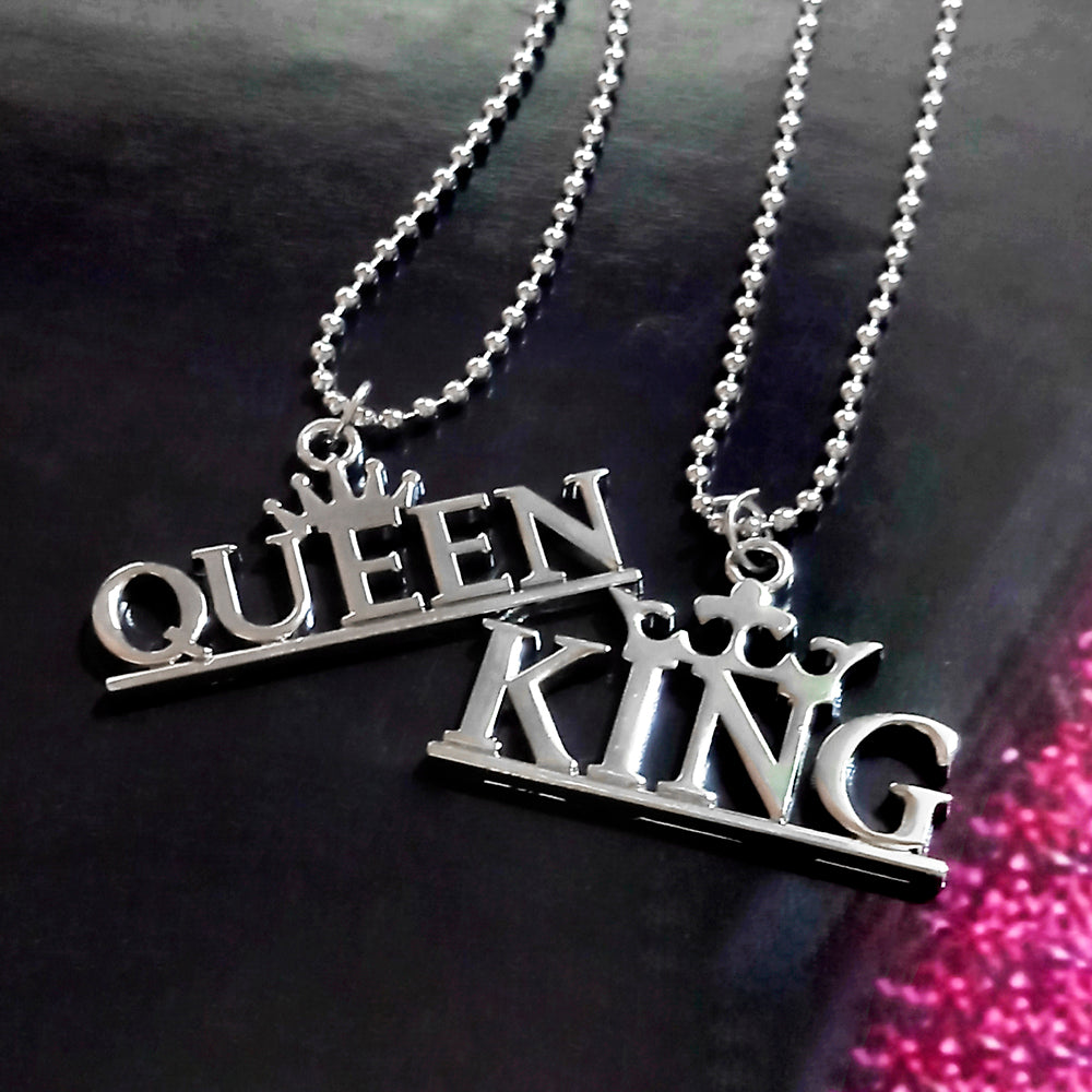 Urbana Couples Rhodium Plated King & Queen Pendant – JewelMaze.com