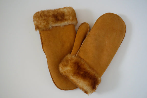 tan sheepskin mittens