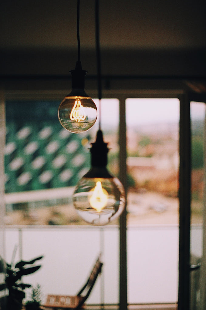 globe pendant lights 