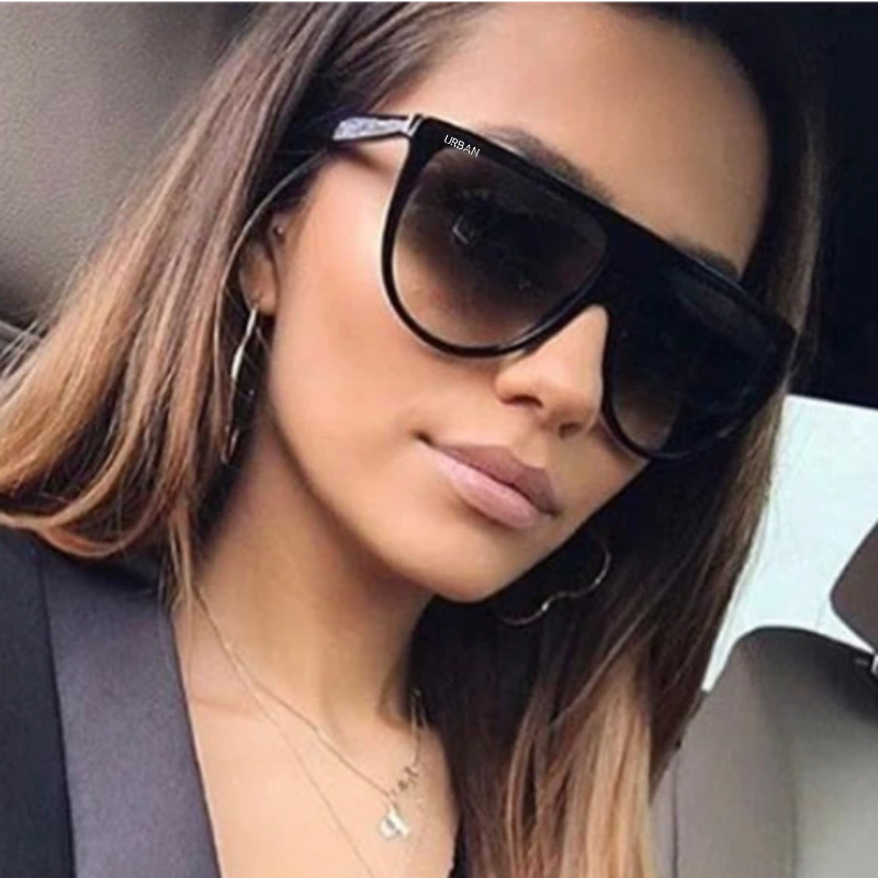 KIM K SHADES + CASE
