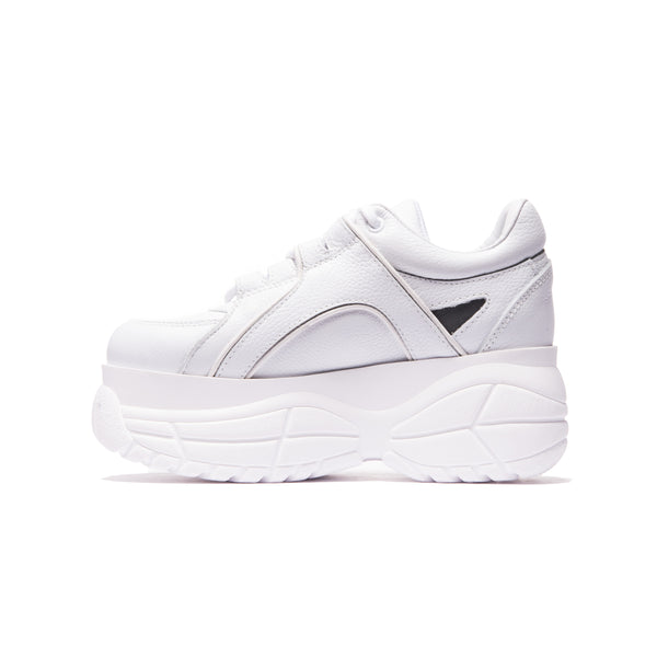 roadster white casual shoes