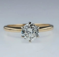 solitaire engagement ring