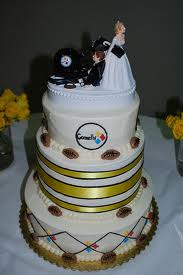 Pittsburgh Steelers wedding cake topper FunWeddingThings.com NFL football cake top groom's sports fan funny