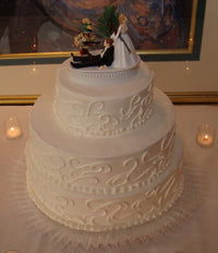 Fun hunting themed cake topper wedding FunWeddingThings.com
