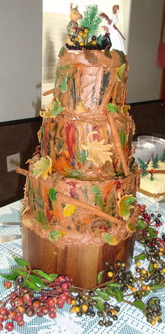 Camo wedding cake topper camouflage hunting FunWeddingThings.com