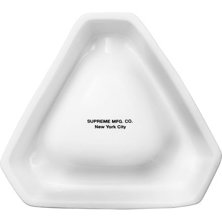 Supreme White Porcelain Ashtray – CURATEDSUPPLY.COM