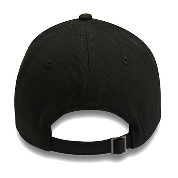 black columbia hat