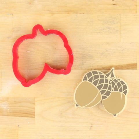 Acorn Cookie Stencil With Cookie Cutter