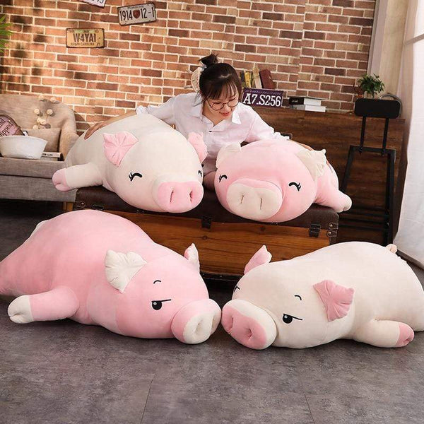 huge stuffed pig