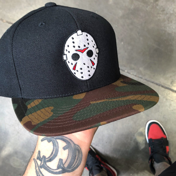 Camp Killer - Black Hat / Camo Bill - Snapback