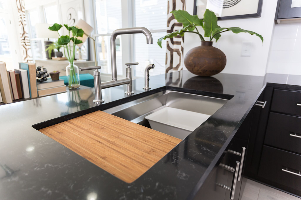 Dark Quartz Countertops 12 Design Ideas For Your Home Hanstone