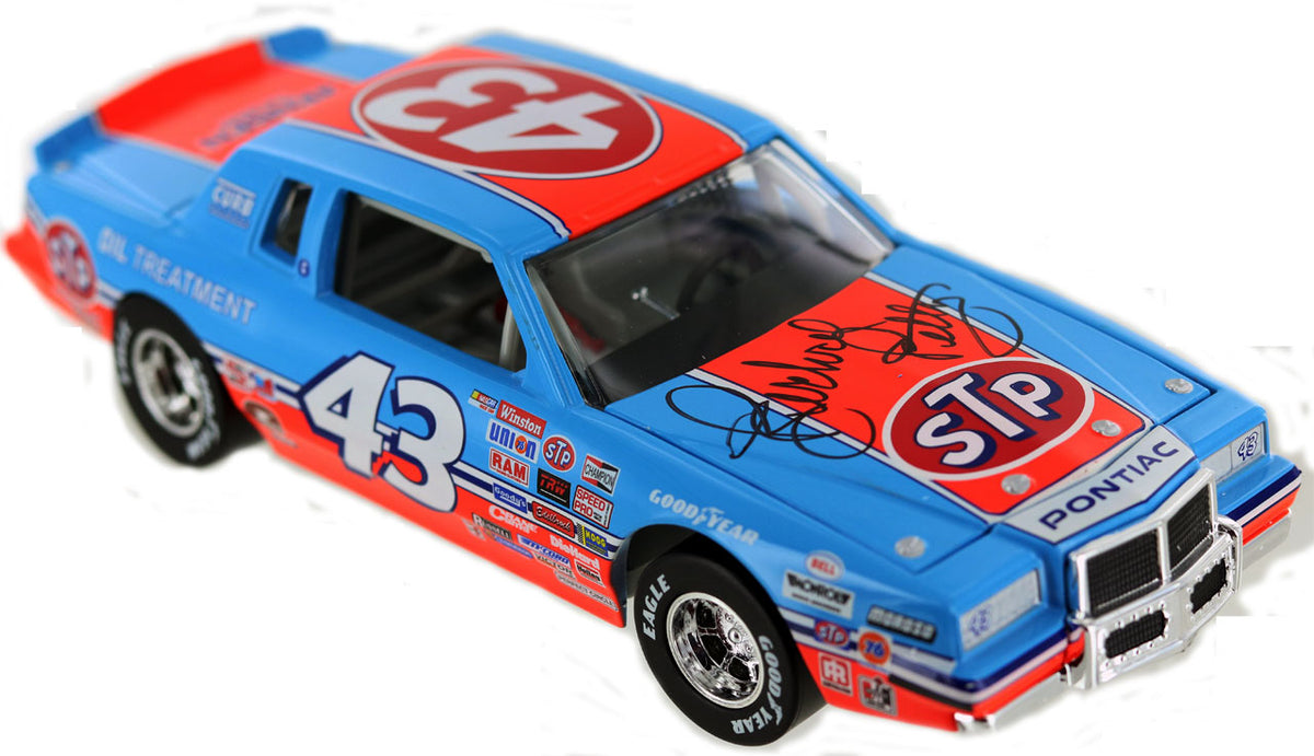 richard petty 200th win diecast