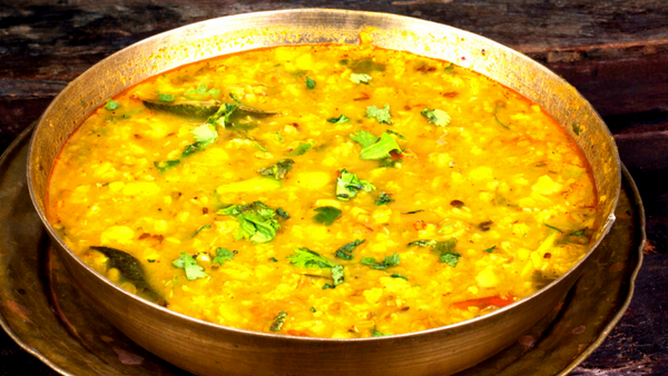 Mrs Balbir Singh's | Dal Palak (Lentil & Spinach Curry) Vegan Recipe