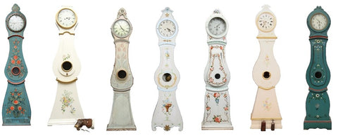 Mora clock collection in different colours