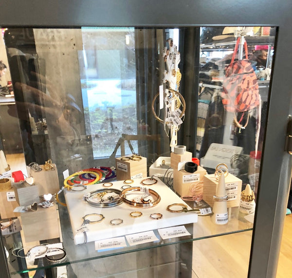 V DESIGN LAB Jewellery at Marta Flohmarkt