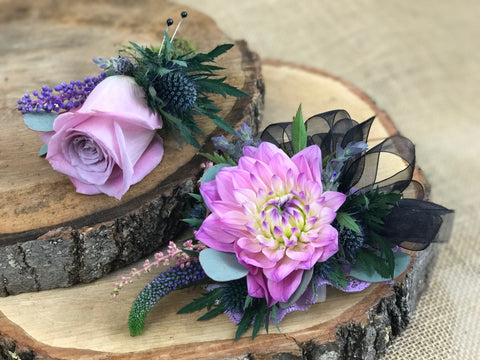 Wristlet and boutonnières for a wedding from gig morris florist in belmar, new jersey for a wedding