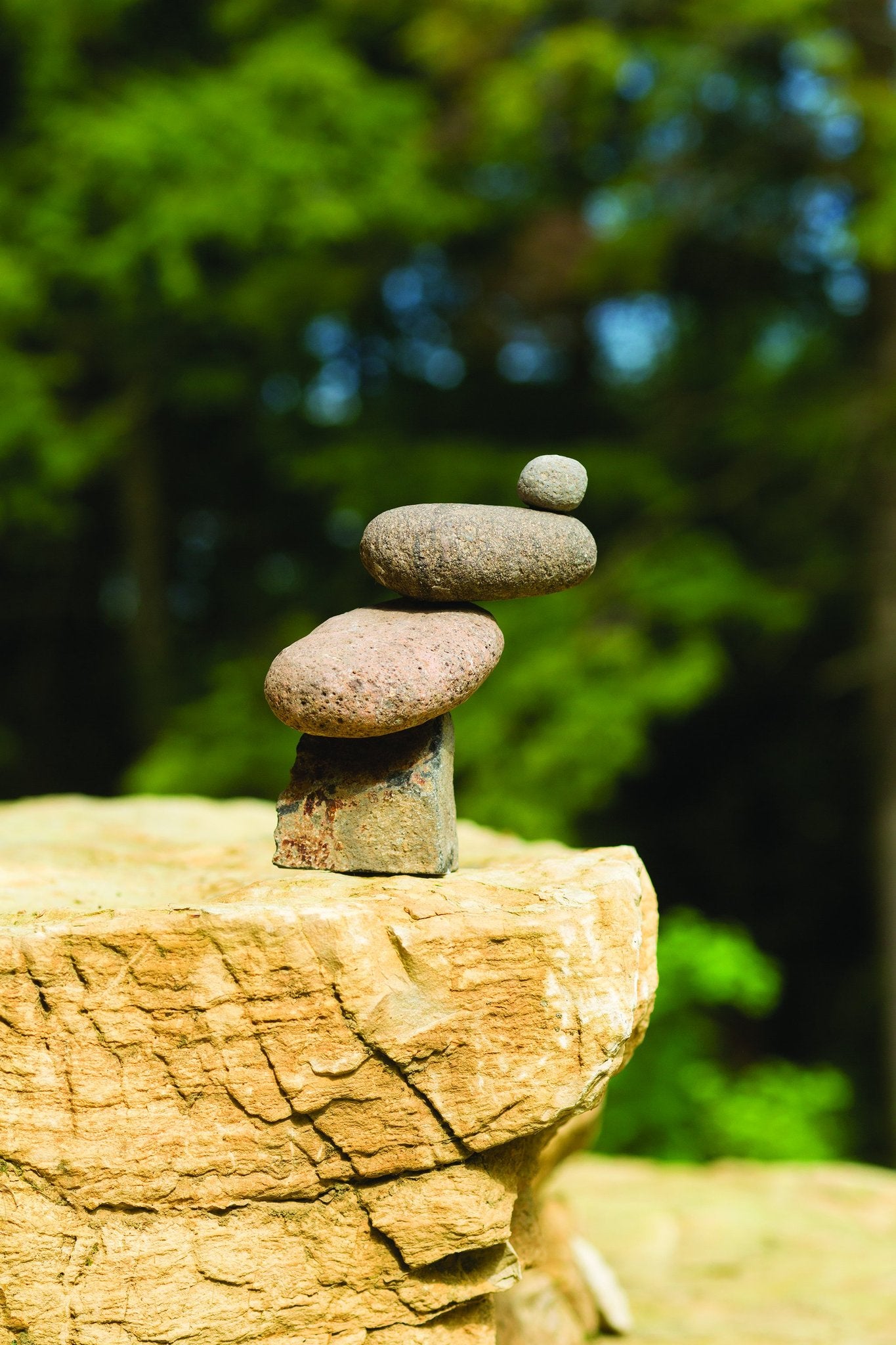 Happy Gardens - 4 Stone Slanted Cairn Garden Statue