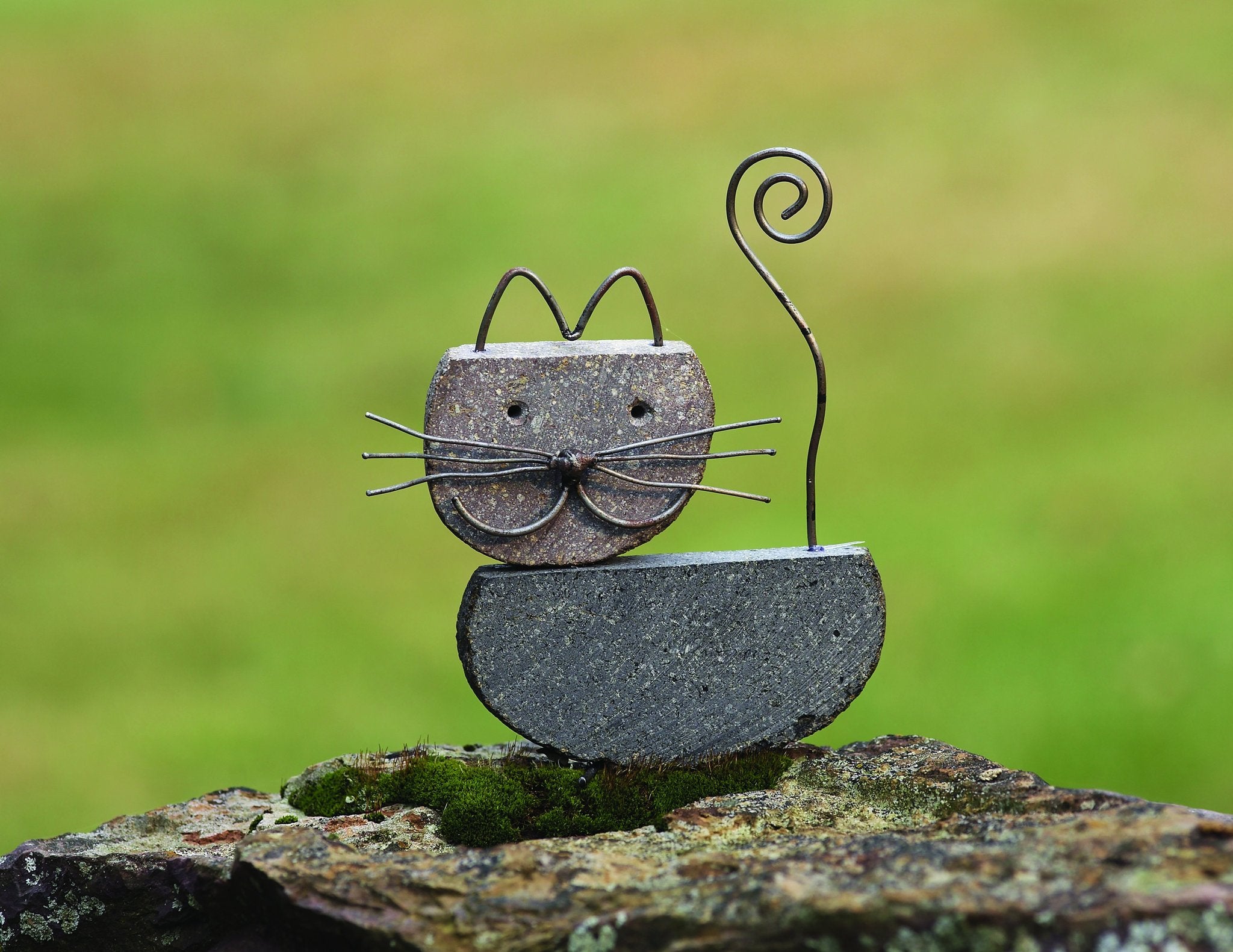 Happy Gardens - Cat River Stone Garden Statue