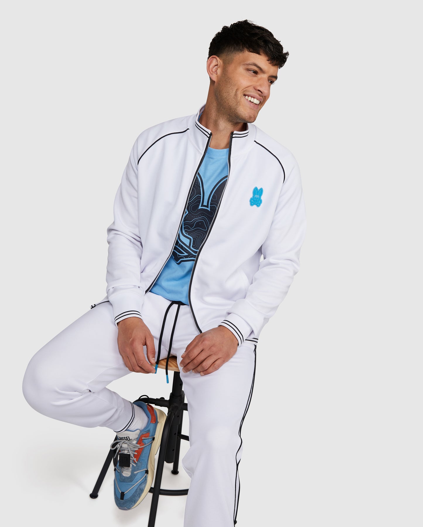 100 WHITE