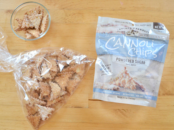 Powdered Sugar Cannoli chips