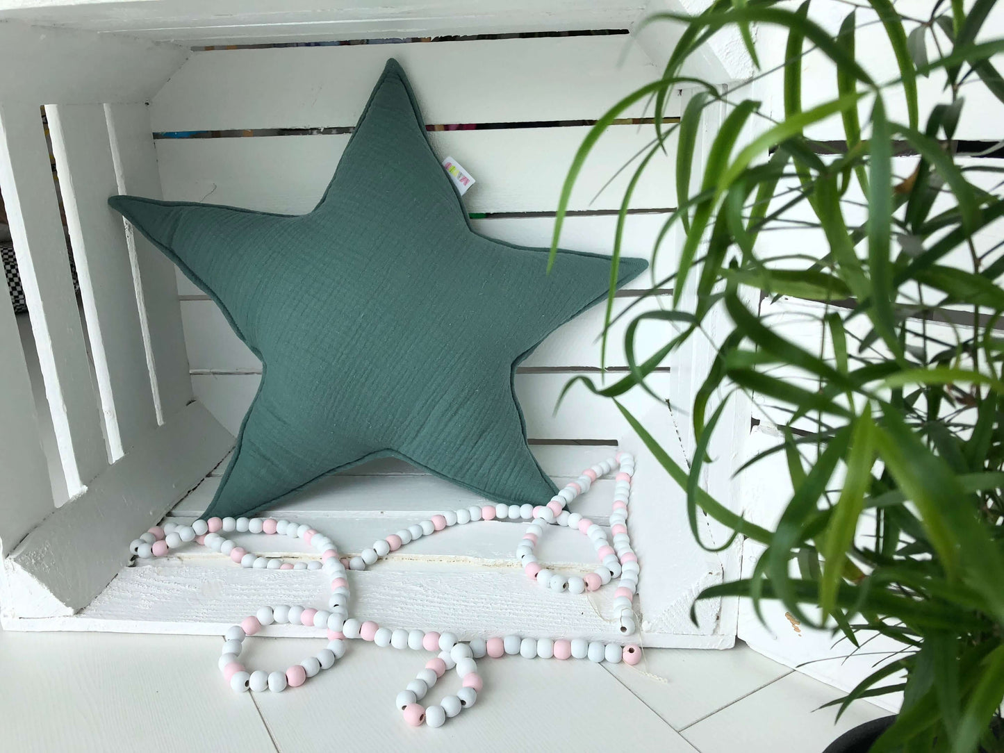 Matuu - Sage star - pillow