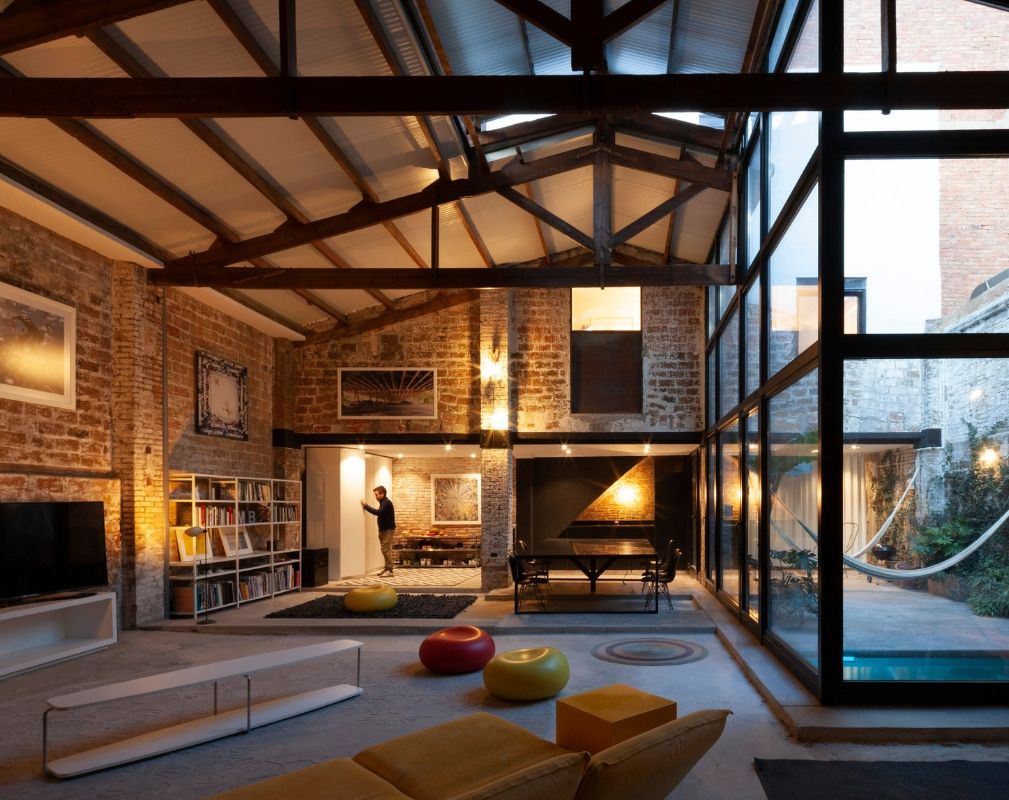 The Theatre warehouse conversion by Cadaval Sola-Morales