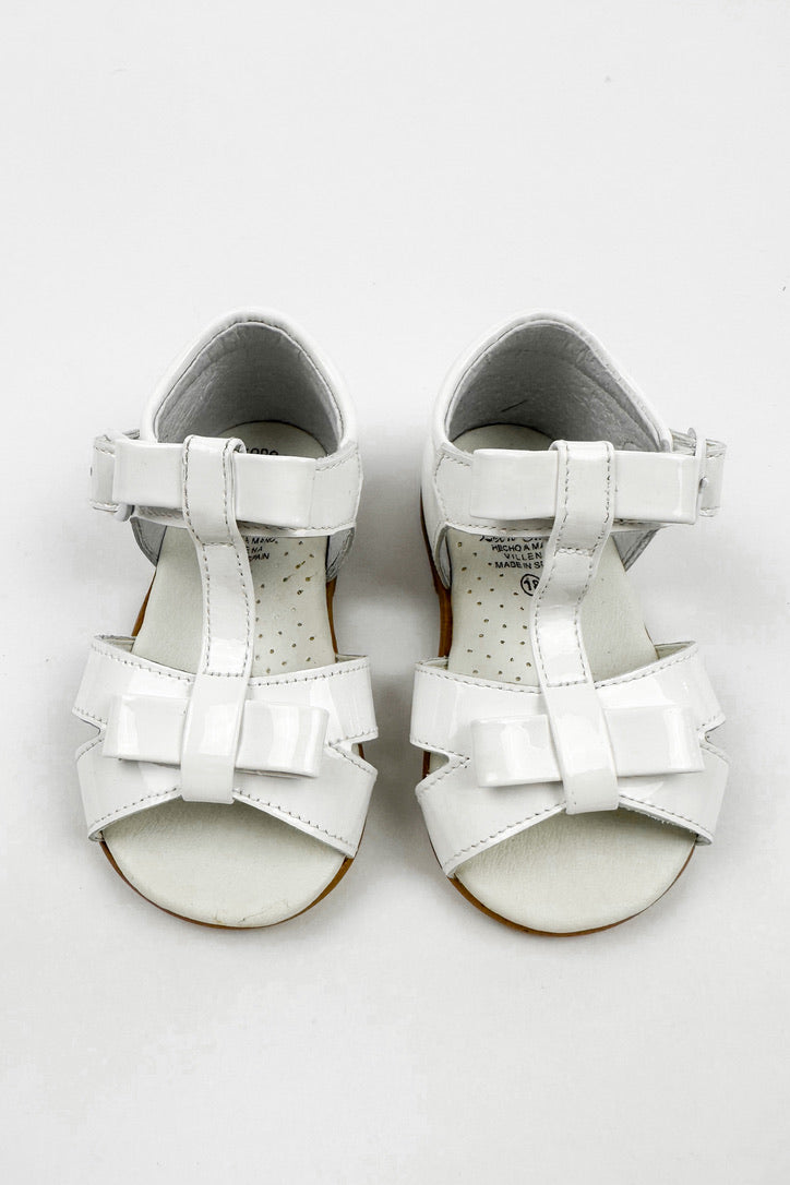 León Shoes X M&J "Gabriela" White Patent Leather Sandals (UK 2-8.5) | iphoneandroidapplications