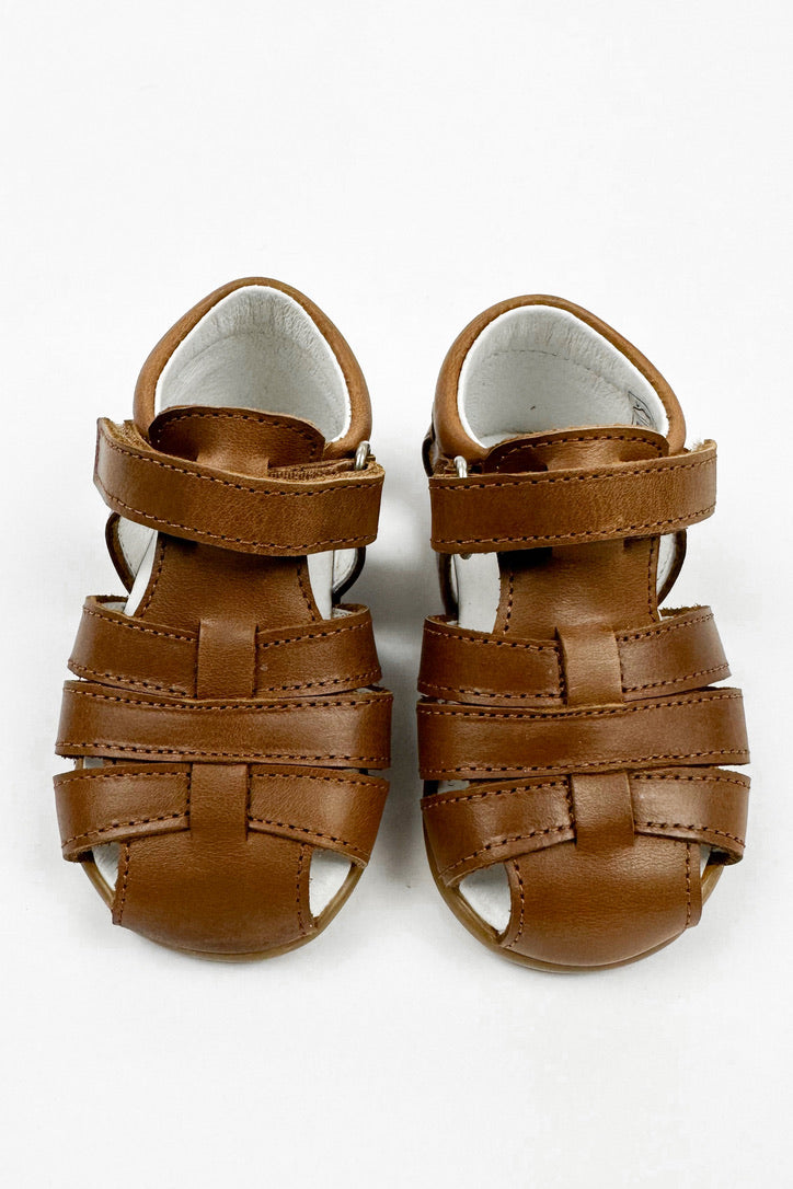 León Shoes X M&J "Pedro" Brown Leather Sandals | iphoneandroidapplications