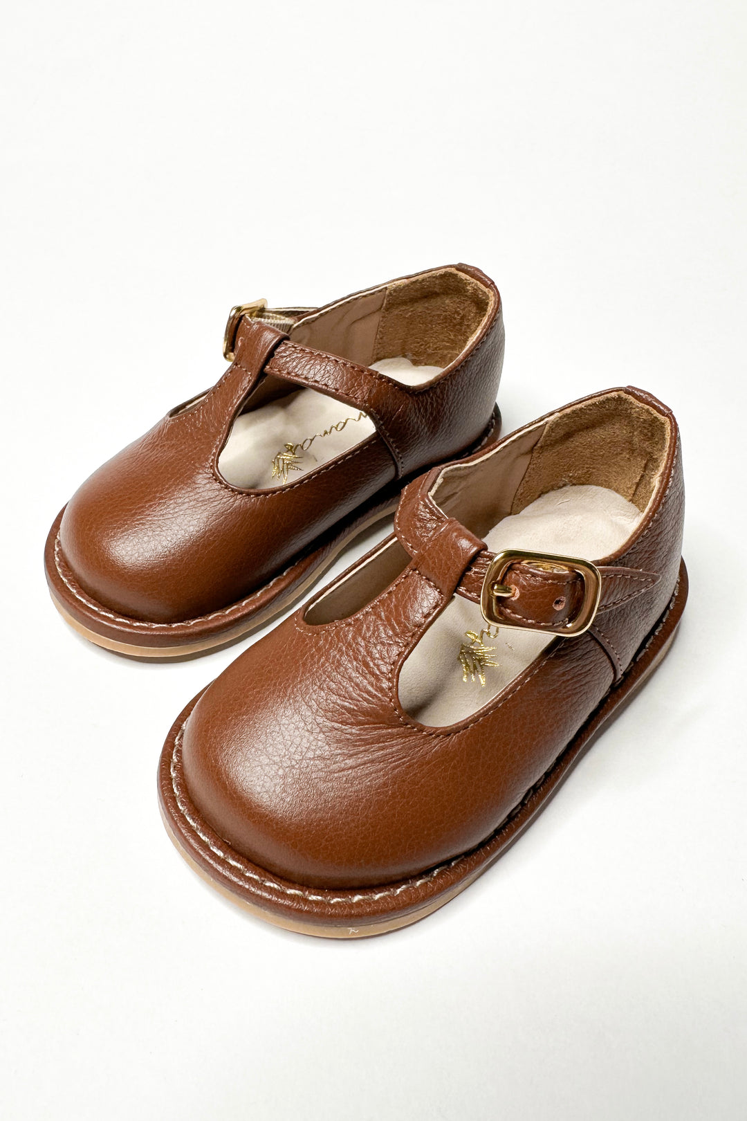 Ananás Petit "George" Brown Leather Shoes | iphoneandroidapplications