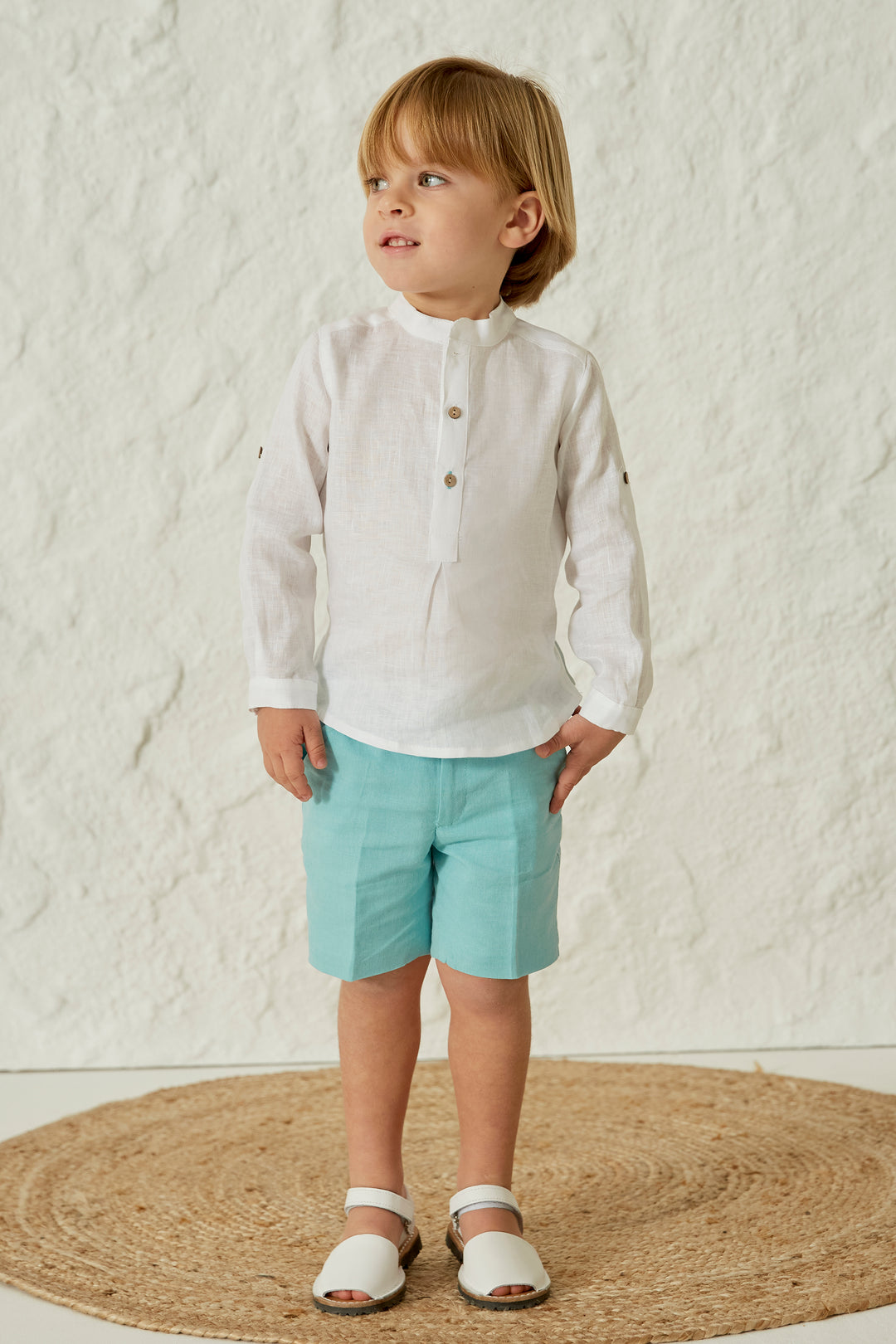 Martín Aranda "Emre" Linen Shirt & Duck Egg Shorts | iphoneandroidapplications