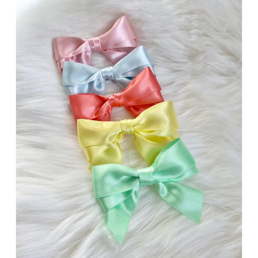 Carvalho Smith x iphoneandroidapplications Exclusive Pastel Satin Bows | iphoneandroidapplications