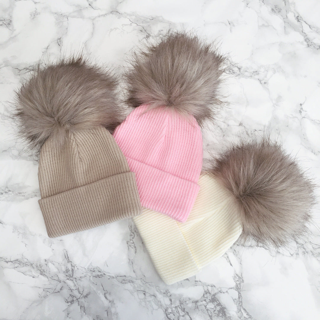 iphoneandroidapplications Ribbed Brown Faux Fur Pom Pom Hat | iphoneandroidapplications