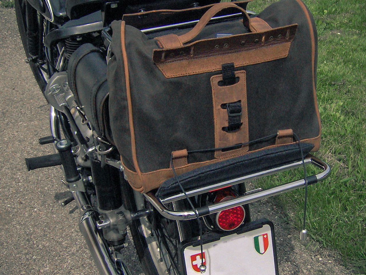 quick release saddlebag for vintage motorcycle