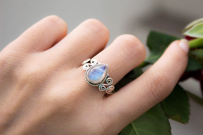 Online Jewelry Store 925 Sterling Silver RAINBOW MOONSTONE & Other Stone Ring 
