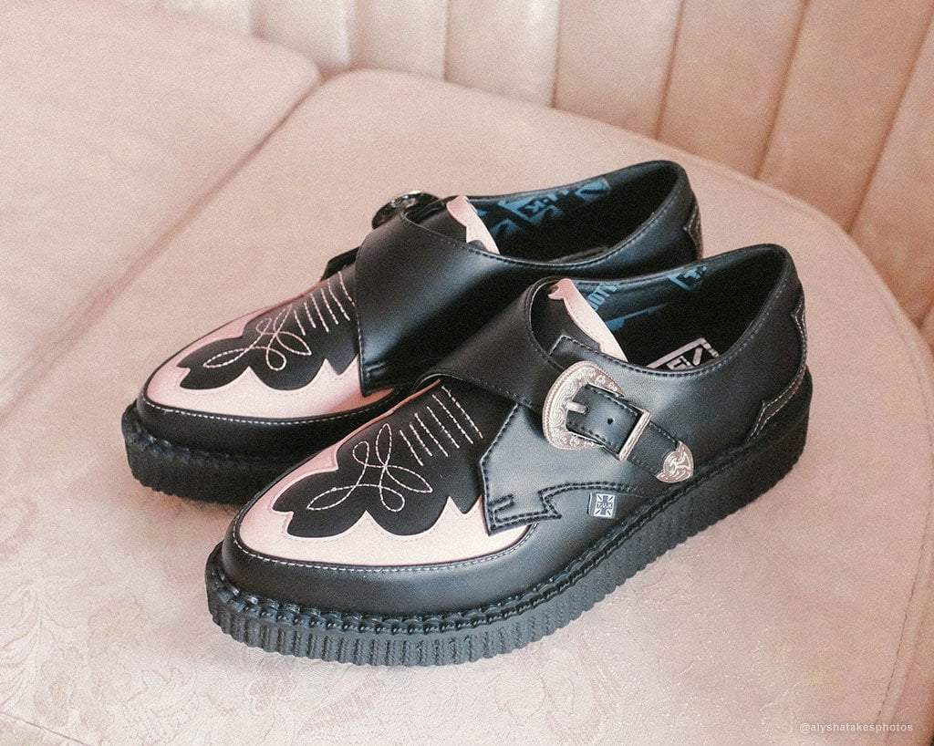 pointed buckle creepers