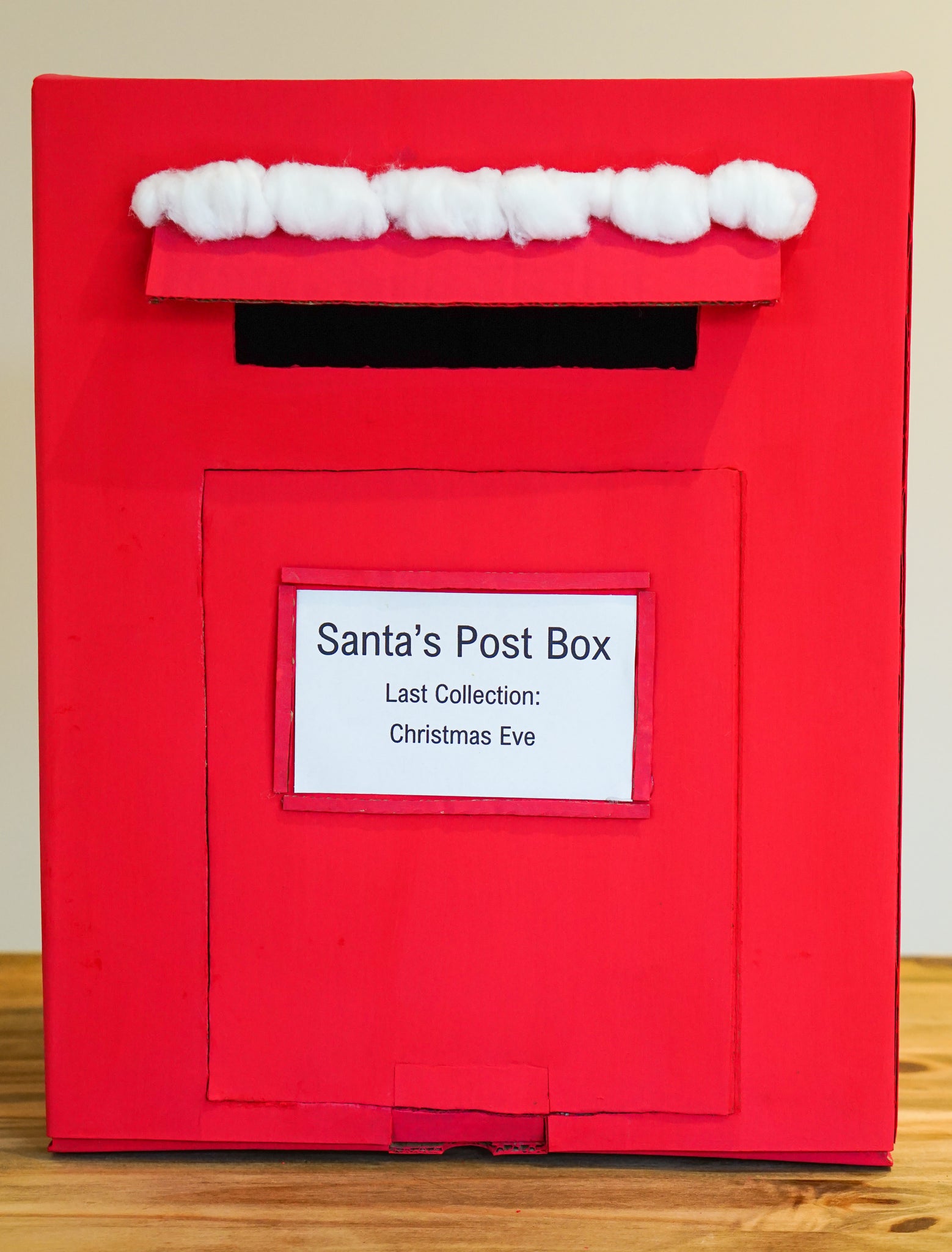 Make your own great little Christmas post box