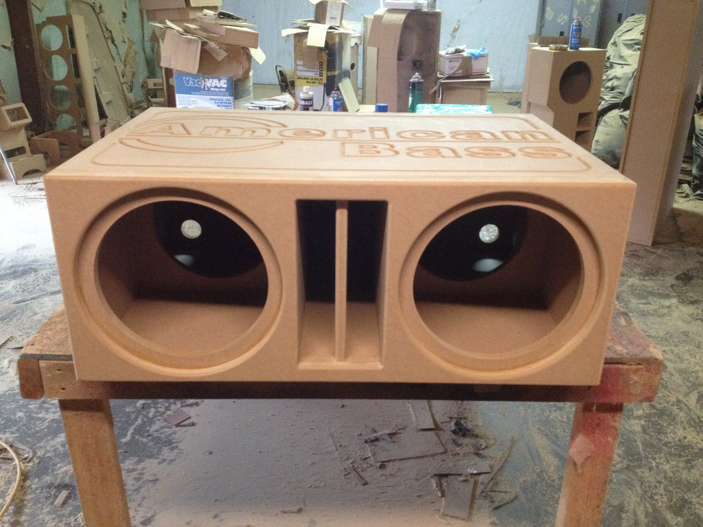 speaker box for 2 15s