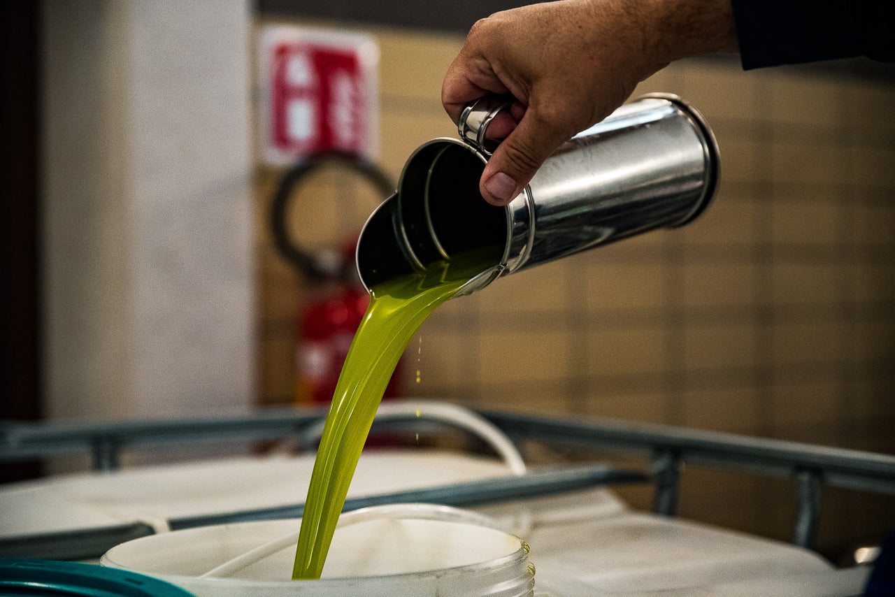 Tasting Extra Virgin Olive Oil - Fresh Organic Olive Oil