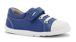 Bobux - step up - Ice-Cap Casual Trainer - Cobalt https://babystuff.co.nz/products/bobux-step-up-ice-cap-casual-trainer-cobalt The new Step Up shoe range from Bobux accommodates the shape and stability needed during the vital months when little ones first learn to be vertically mobile.The Step Up range is designed on shoe forms that reflect the distinctive anatomy of a first walkers foot. This accommodates the childs rounder foot shape and all..