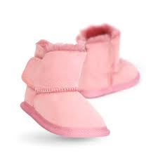 EMU - Baby Bootie - Orchid Pink https://babystuff.co.nz/products/emu-baby-bootie-orchid-pink Little feet love EMU Australia double face sheepskin baby booties.