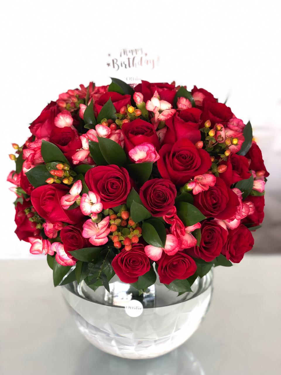 COMBINADO ROSAS ROJAS Y MINI ROSAS