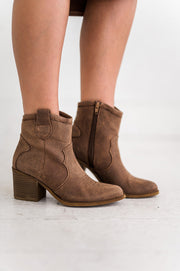 Unite Western Boot in Taupe