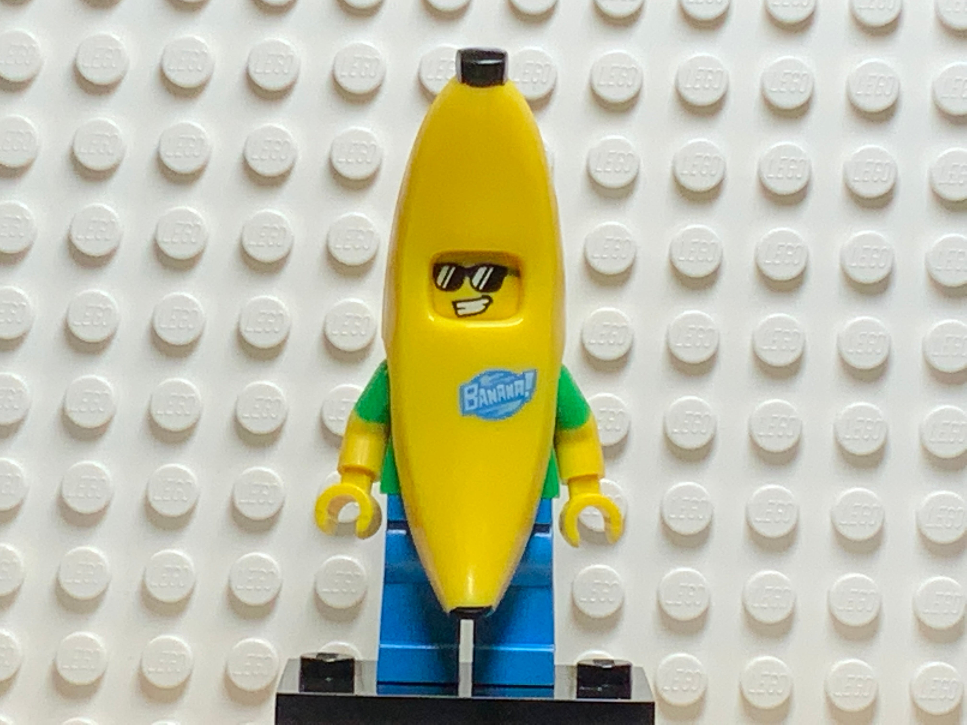 Banana Guy, col16-15 – Brick Co
