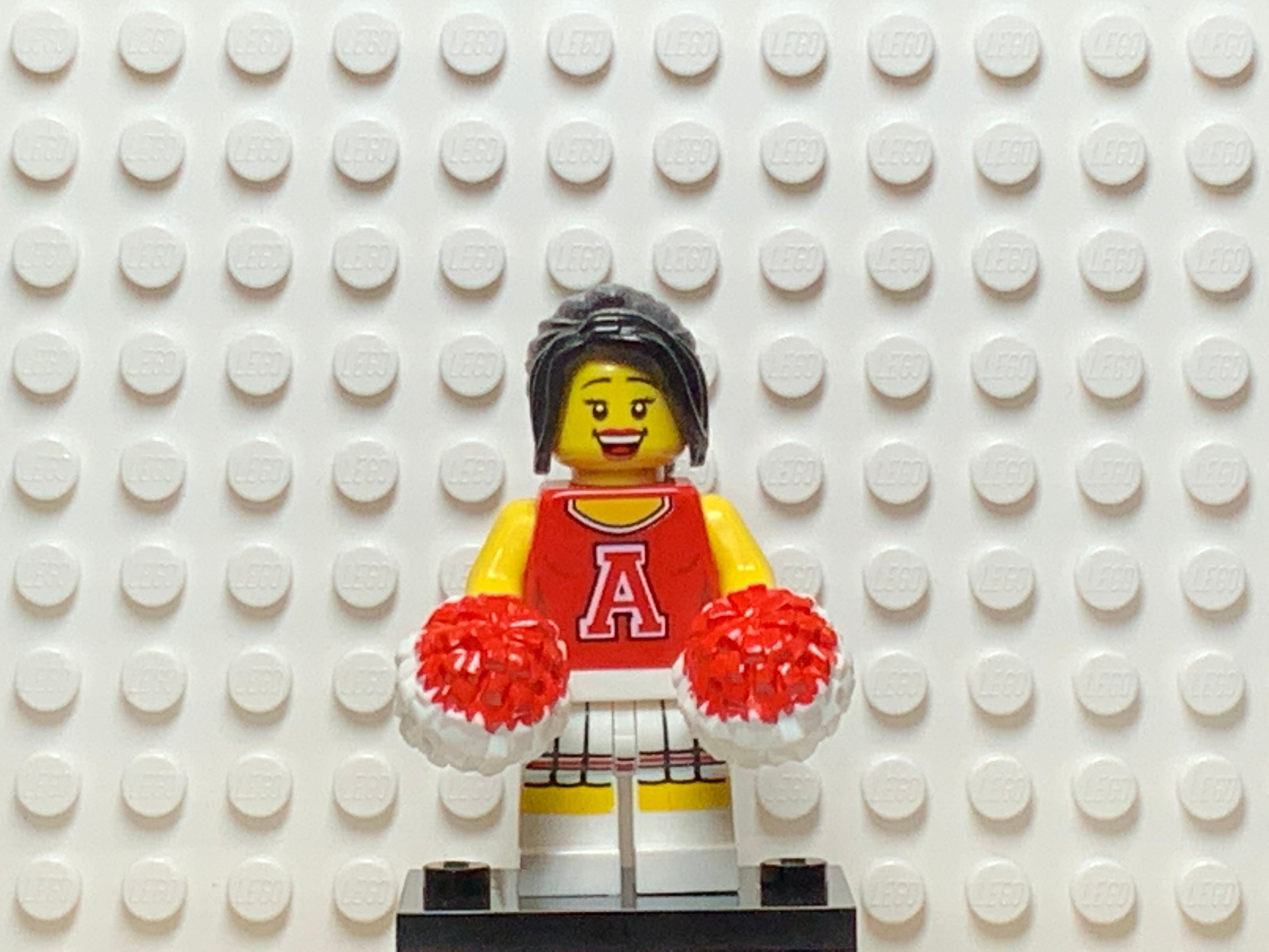 red lego figure