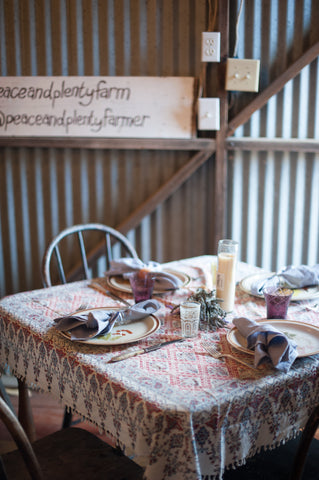 table at peace and plenty farm thanksgiving