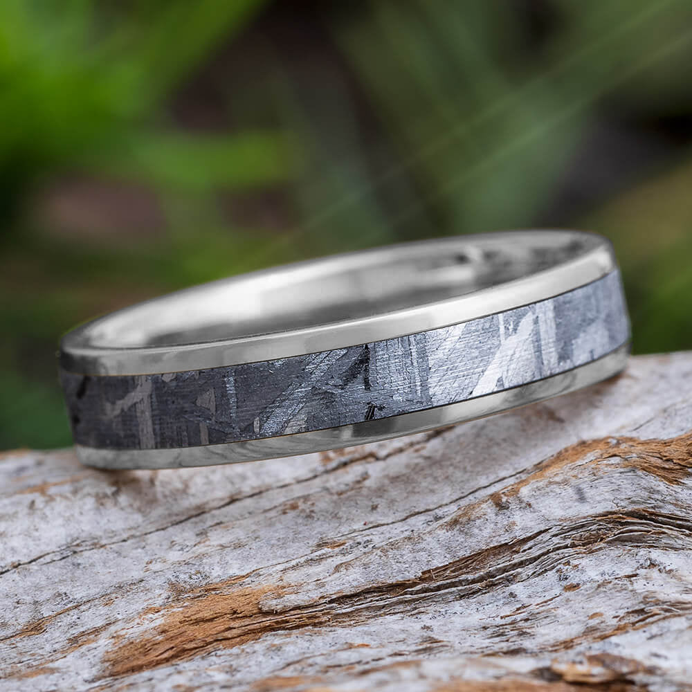 5mm titanium meteorite ring