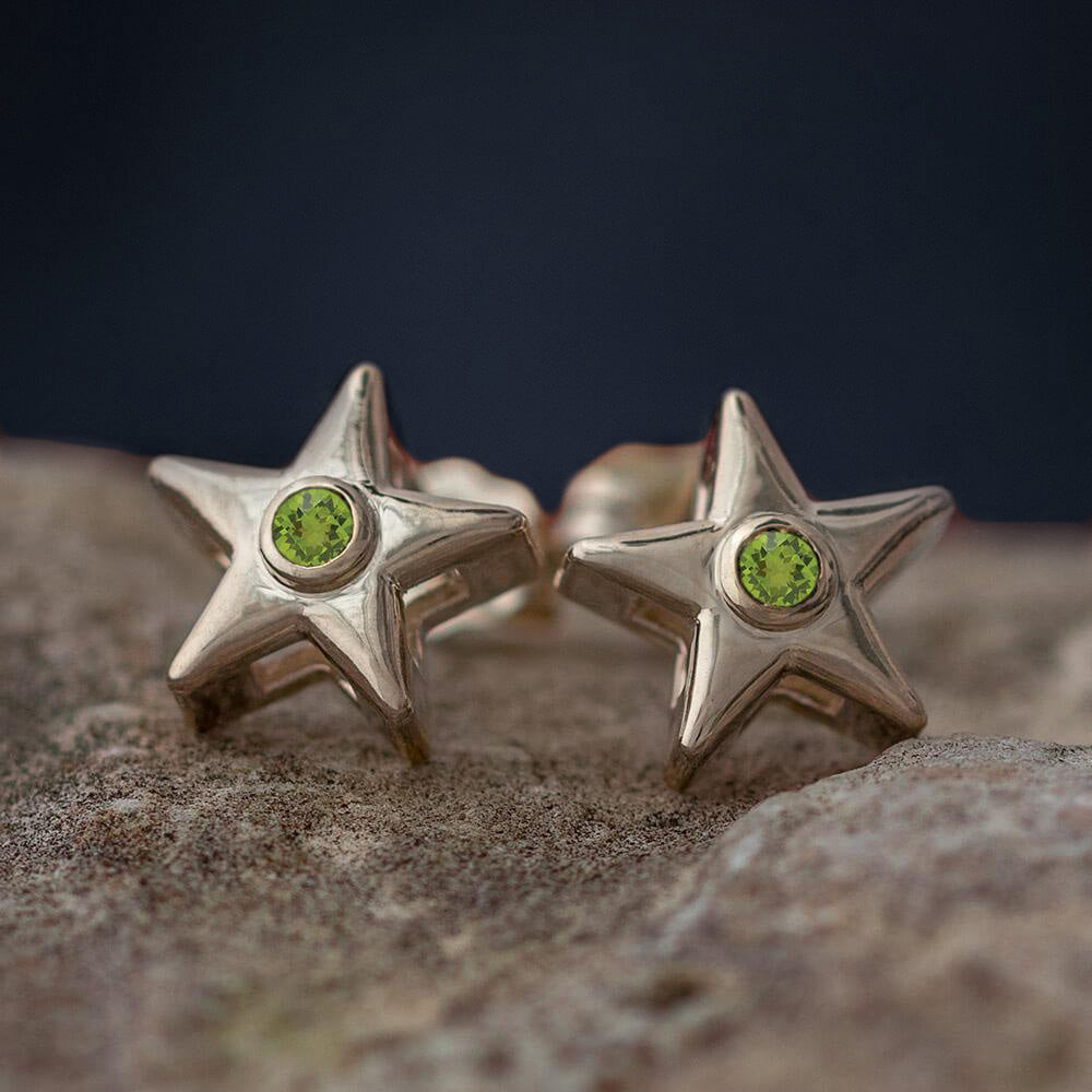 August Birthstone Gold Star Earrings with Peridot-4650PD - Jewelry by Johan